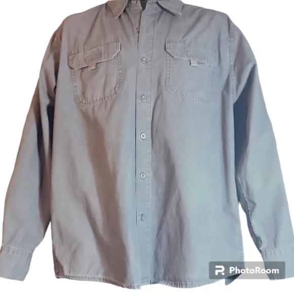 Wrangler Other - Wrangler Men's size Medium Grey shirt with front pockets